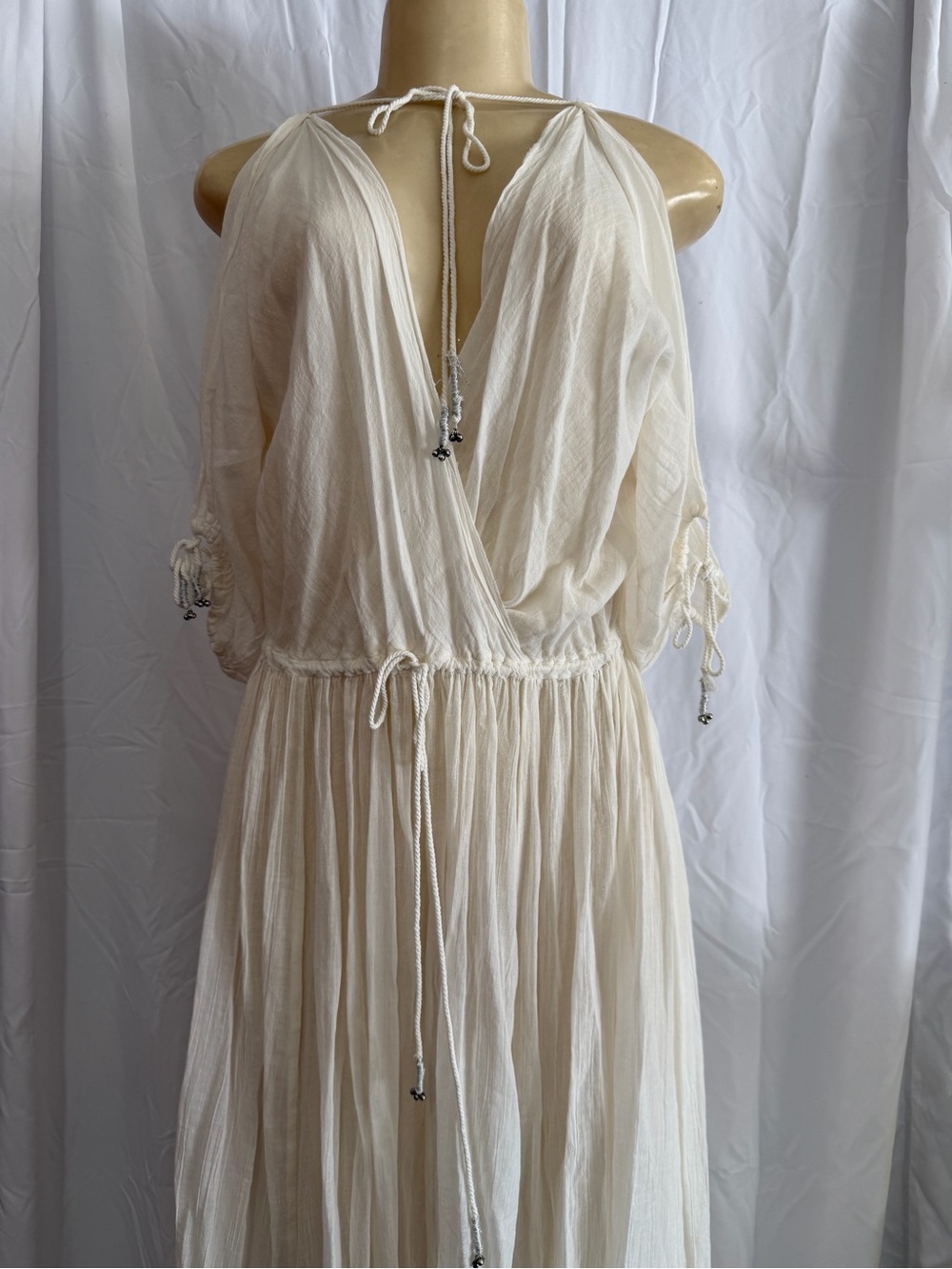 Free People white boho maxi dress in size Small. - Picture 3 of 9